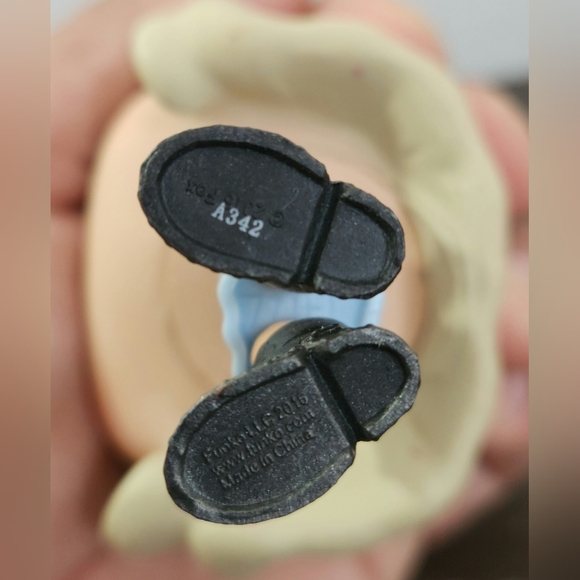 Funko Pop! Movies #261 Miss Peregrines Home: Emma Bloom Vinyl Figure - Picture 5 of 5